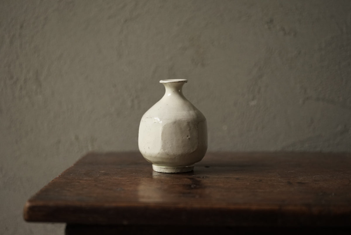 黎朝時代　粉吹　徳利 朝鮮美術 陶磁器 | 李朝粉引徳利 | gallery陽々youyou | 山梨県