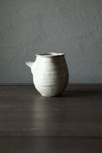 粉引輪花注器 / 崔龍熙