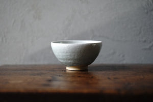 青磁象嵌小碗 / 松葉勇輝