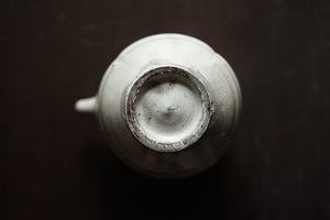 粉引輪花注器 / 崔龍熙