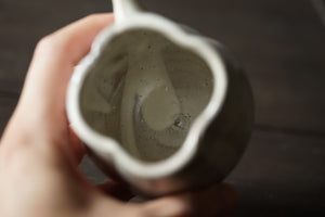 粉引輪花注器 / 崔龍熙