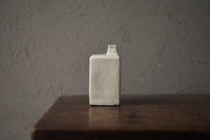 Powdered square bottle A / Choi Ryu -hee