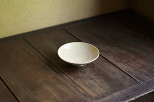 白瓷豆皿 / 石井義久