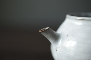 粉引注器 / 崔龍熙