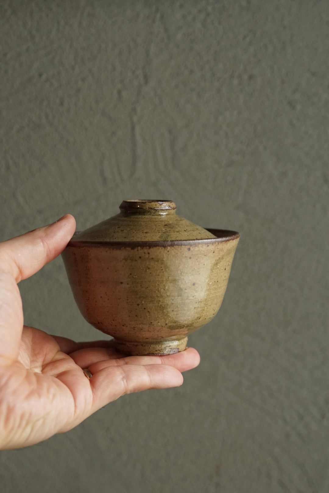 伊羅保煮物碗 / 崔龍熙