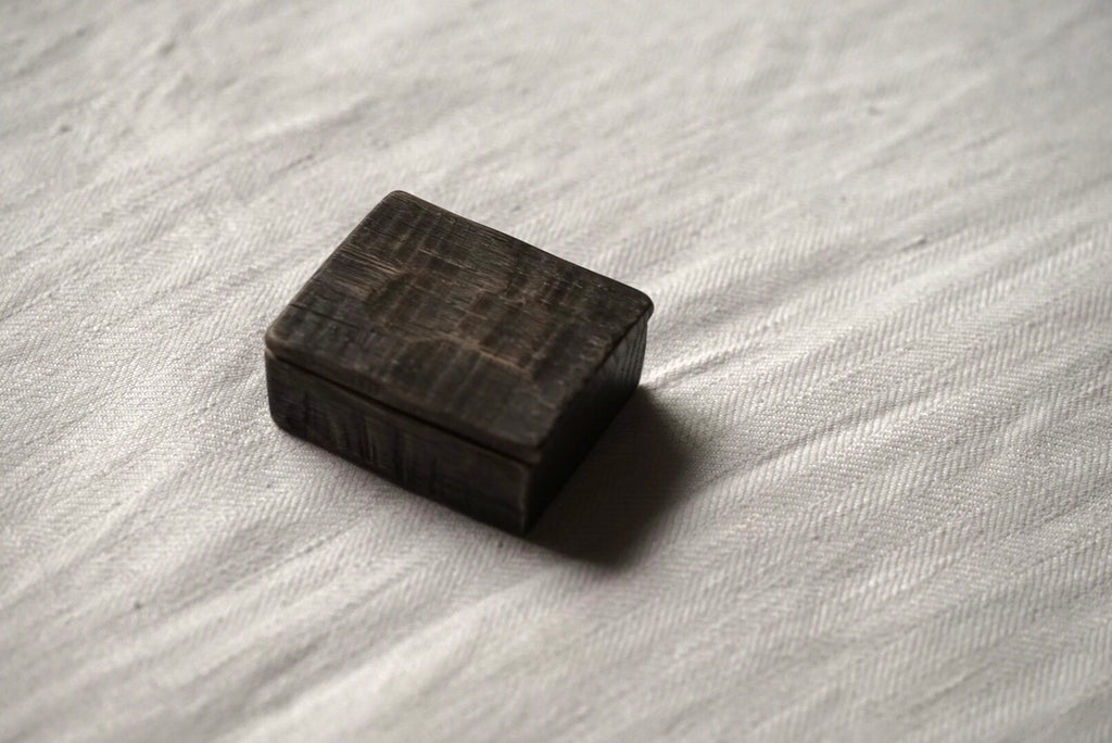 Naguri Small Box / Takuro Oya