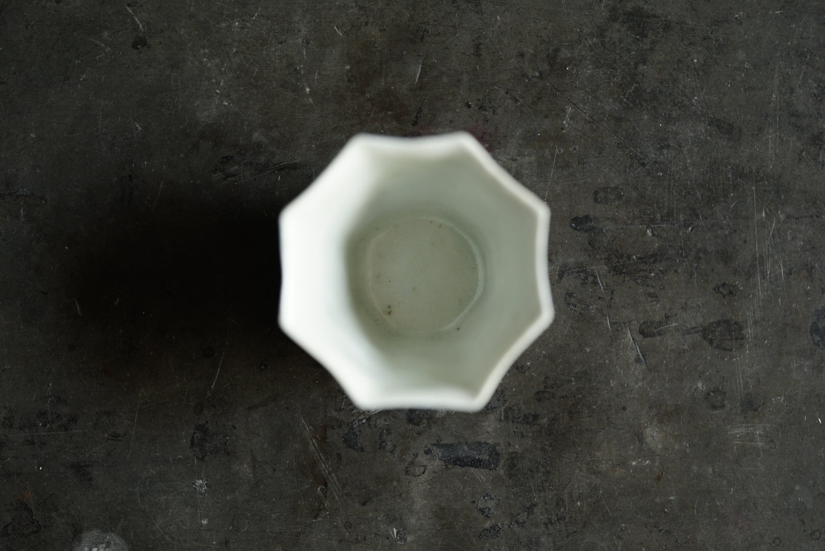 Dyeing octagonal cup / Maruta Suneichi corridor
