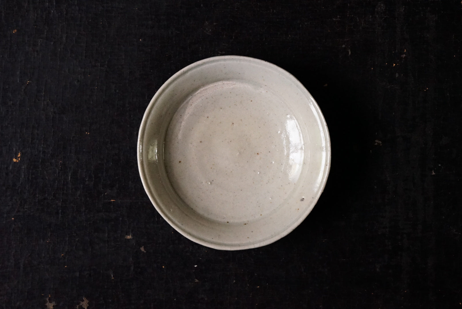 Plat en porcelaine blanche / Yoshihisa Ishii