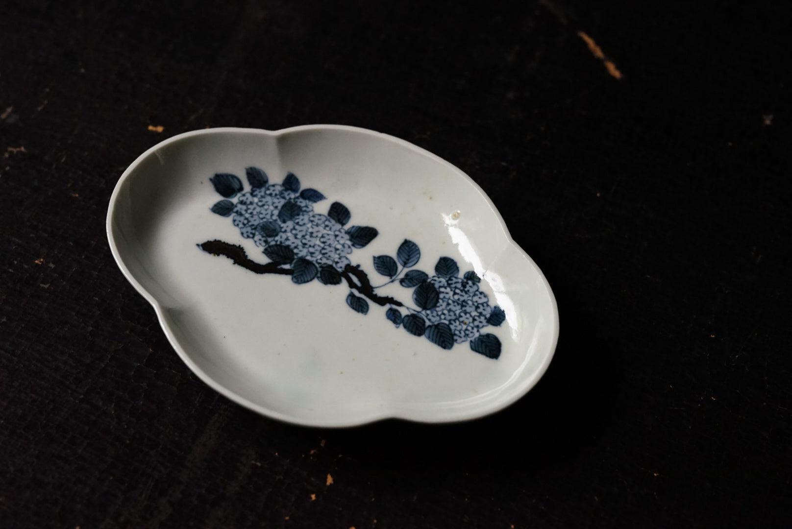 Dyeing hydrangea leon mellow plate / Mayumi Hamano