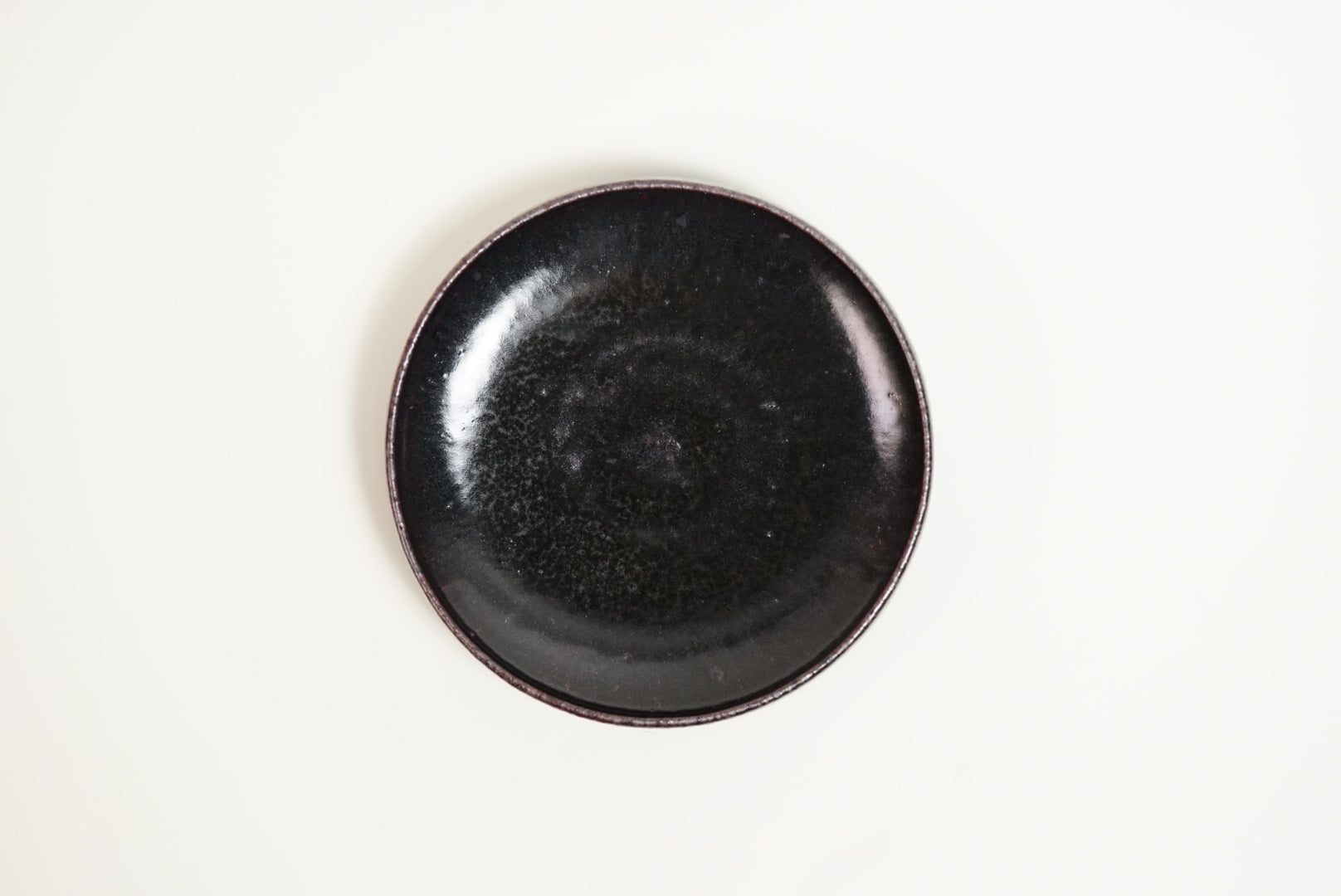 Black Karatsu Inoue Plate / Kentaro Murayama