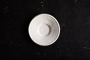 White glaze thick plate / Yuichi Nakata